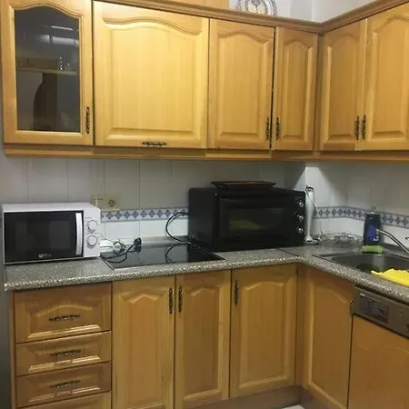 Amplio Apartamento En Plaza Trinidad Granada